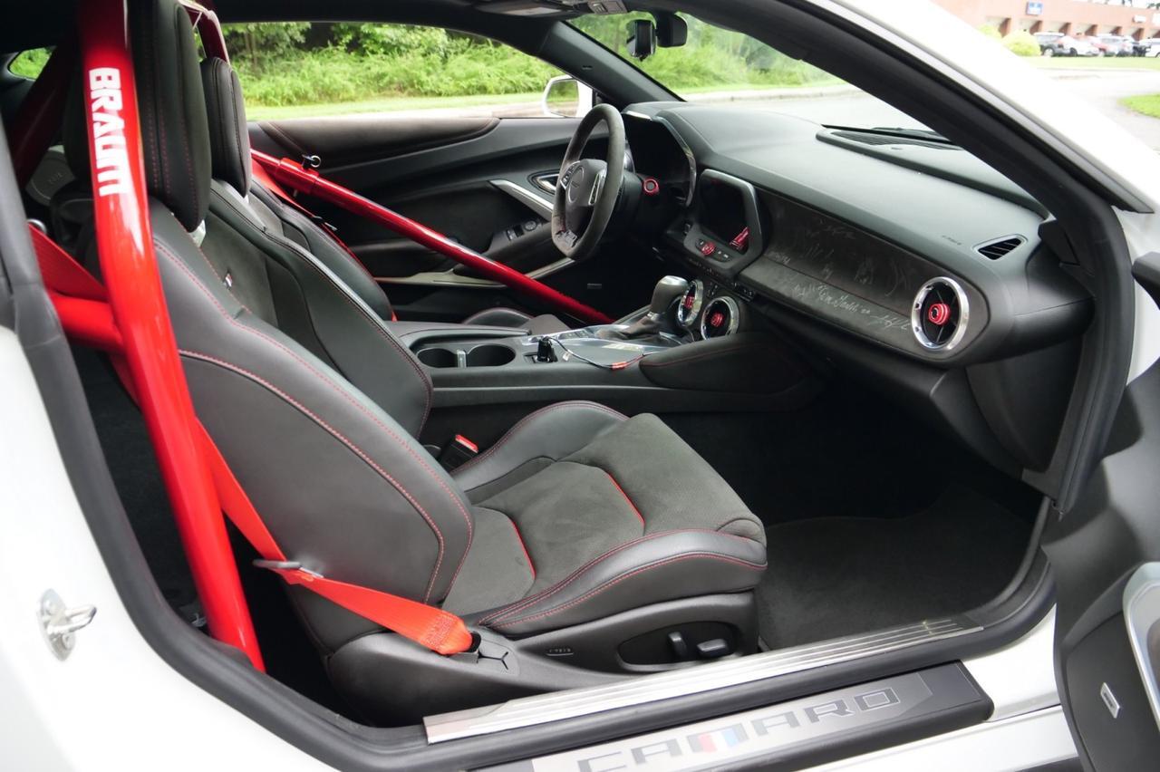 2019 Chevrolet Camaro ZL1 / Magnuson Supercharger / 6.2L V8! Lincolnton NC