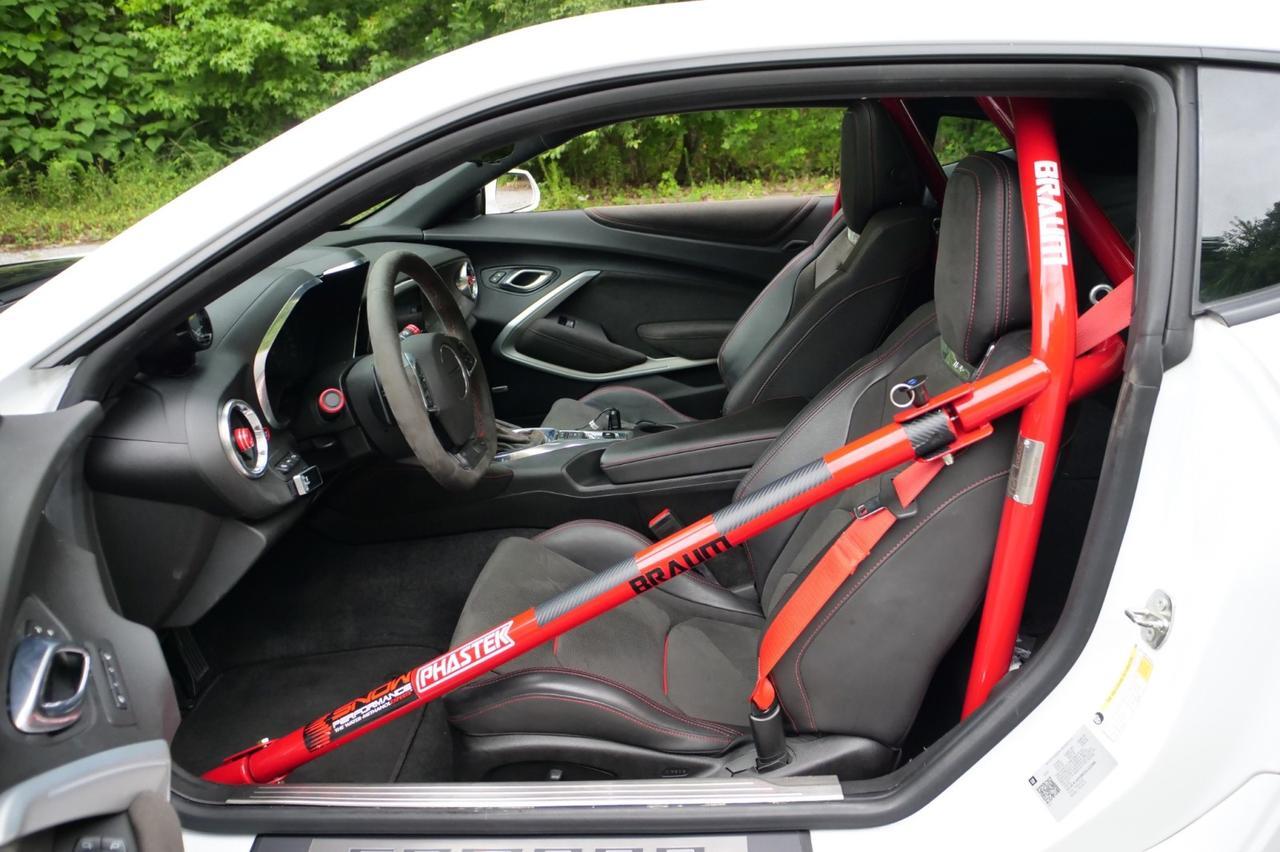 2019 Chevrolet Camaro ZL1 / Magnuson Supercharger / 6.2L V8! Lincolnton NC