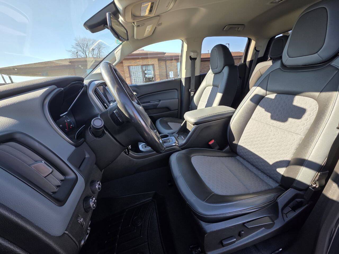 2019 Chevrolet Colorado Z71 4x4 4dr Crew Cab 5 ft. SB Eldridge IA