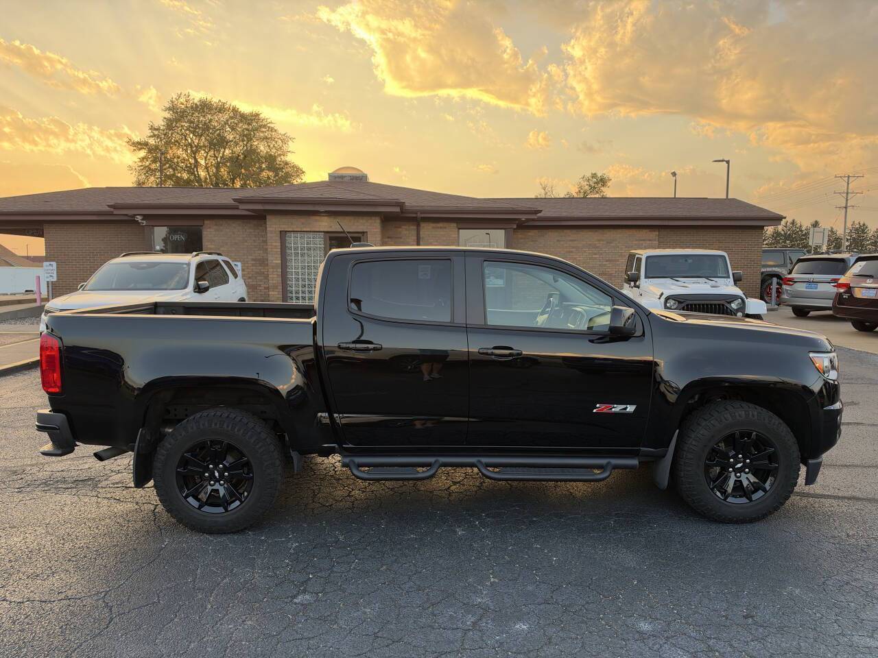 2019 Chevrolet Colorado Z71 4x4 4dr Crew Cab 5 ft. SB Eldridge IA