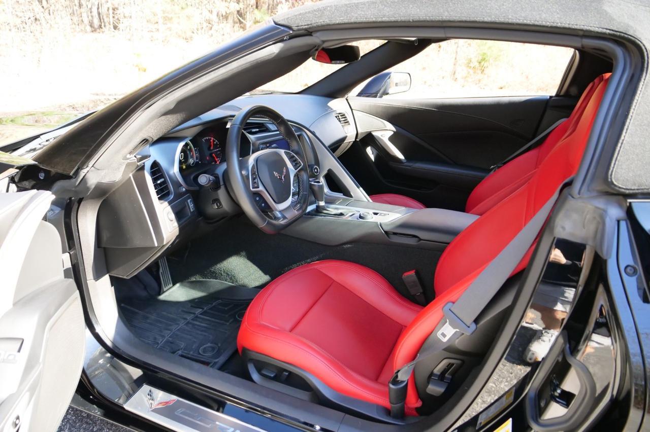 2019 Chevrolet Corvette Convertible 1LT / 6.2L V8 / Adrenaline Red Interior! Lincolnton NC