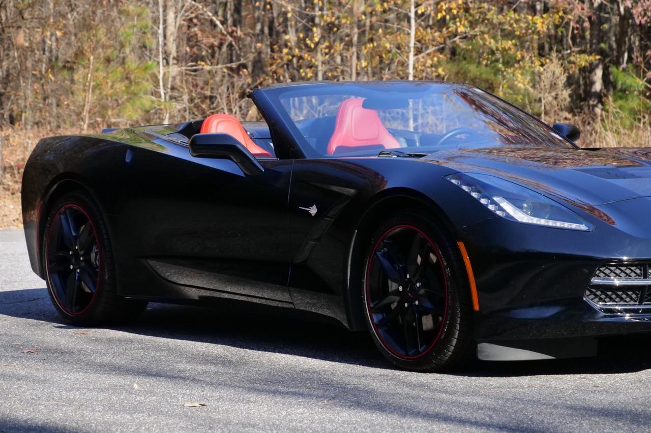 2019 Chevrolet Corvette Convertible 1LT / 6.2L V8 / Adrenaline Red Interior! Lincolnton NC