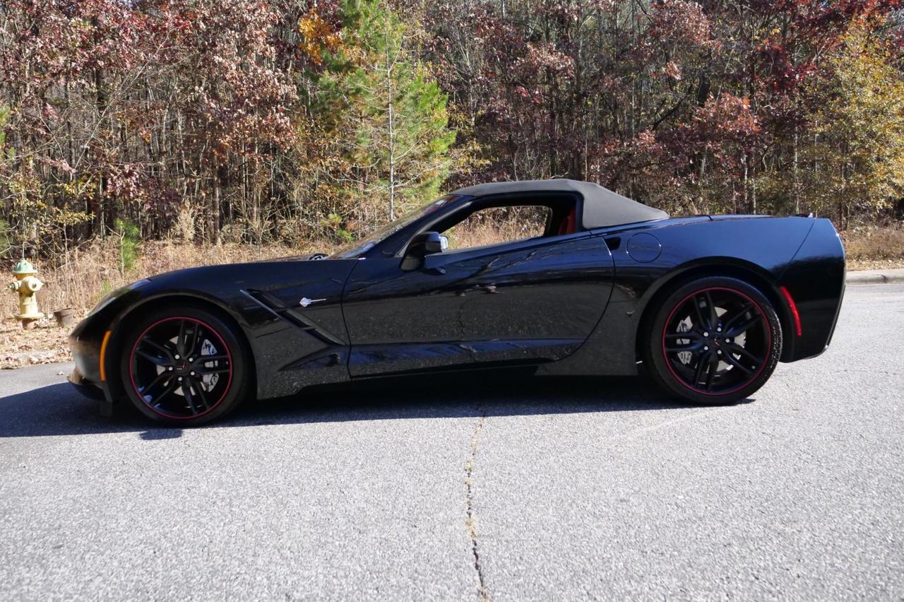 2019 Chevrolet Corvette Convertible 1LT / 6.2L V8 / Adrenaline Red Interior! Lincolnton NC