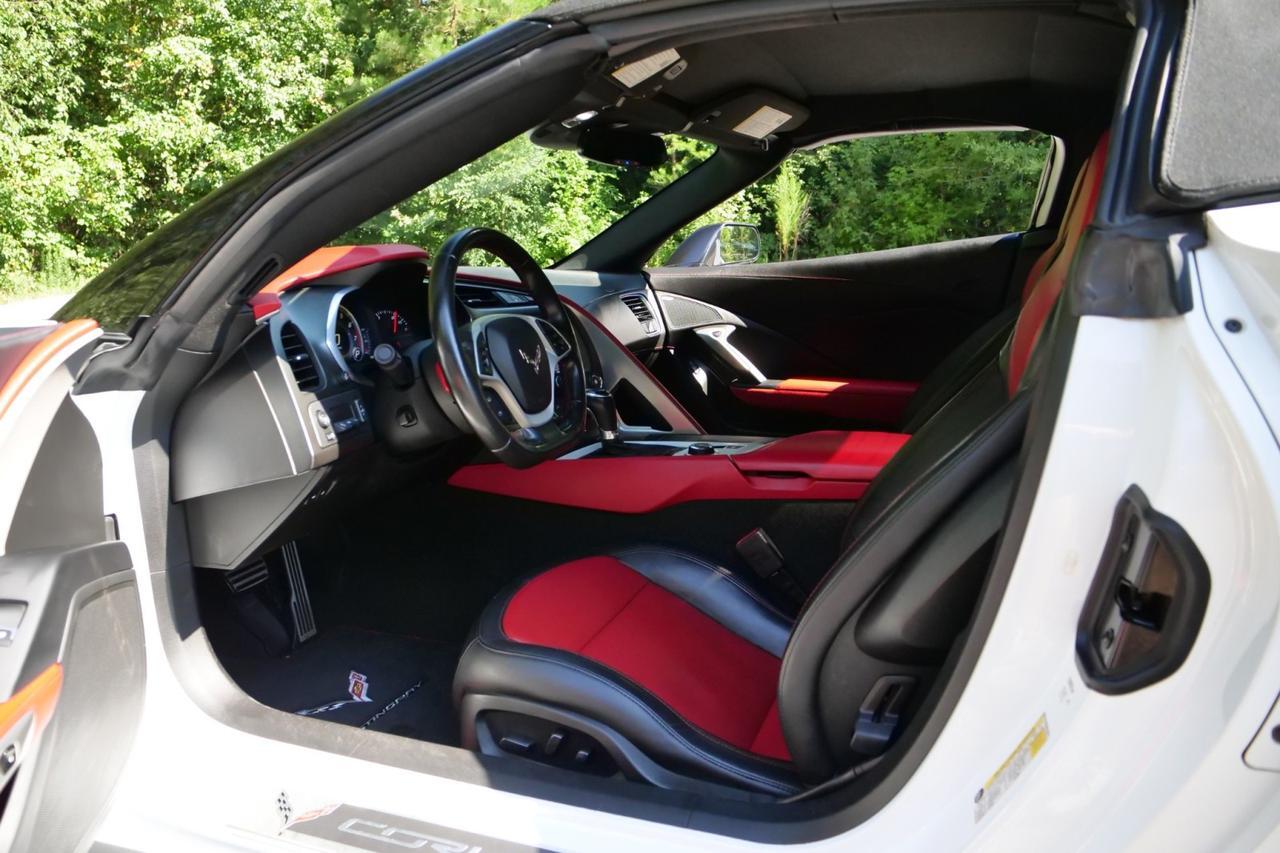 2019 Chevrolet Corvette Grand Sport Convertible 2LT / Two Tone Seats / 6.2L V8 High Point NC