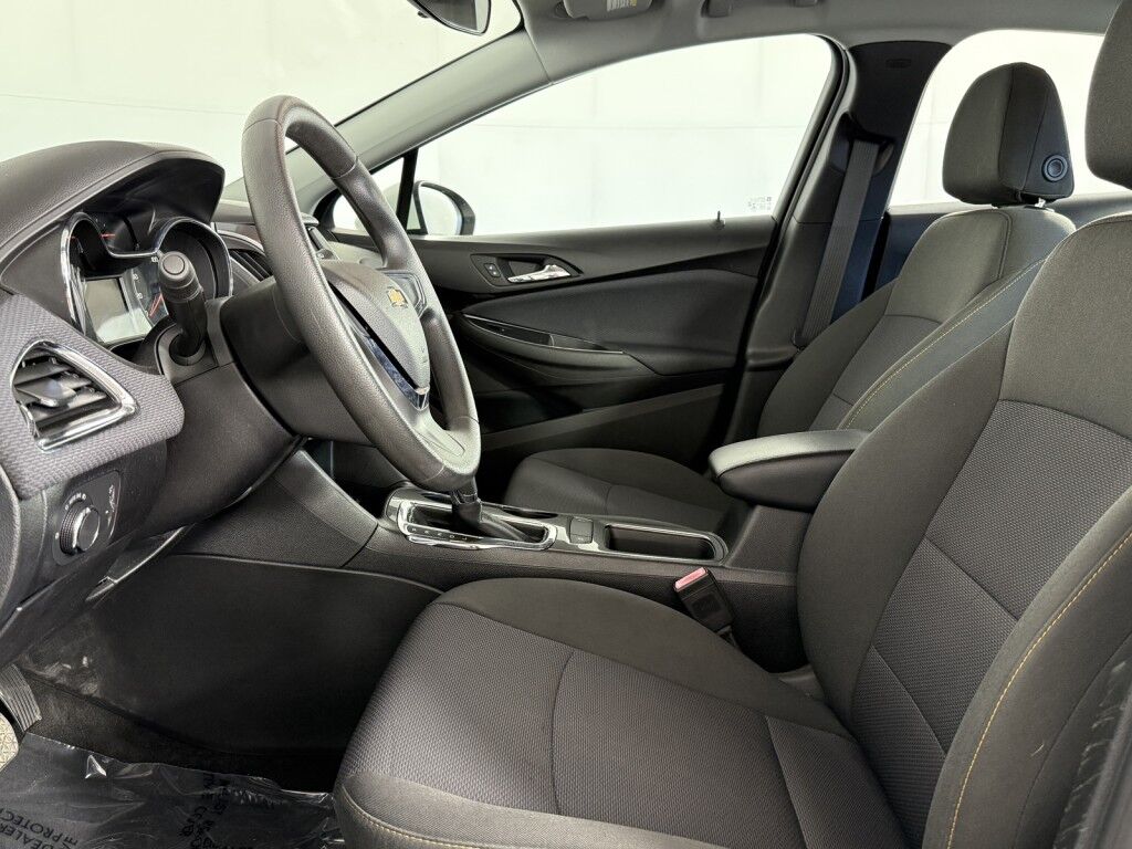 2019 Chevrolet Cruze LS Maumee OH