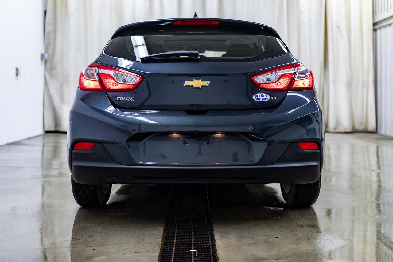 2019 Chevrolet Cruze LT Hatchback Roof BCam Red Deer AB