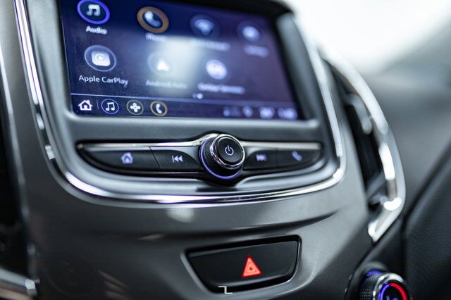 2019 Chevrolet Cruze LT Hatchback Roof BCam Red Deer AB