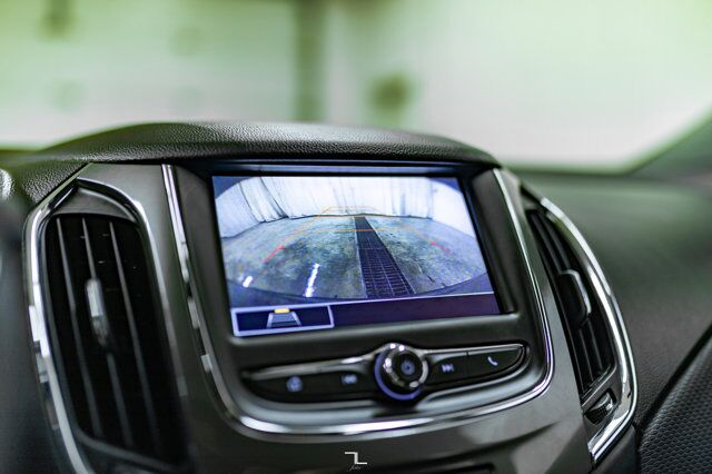 2019 Chevrolet Cruze LT Hatchback Roof BCam Red Deer AB