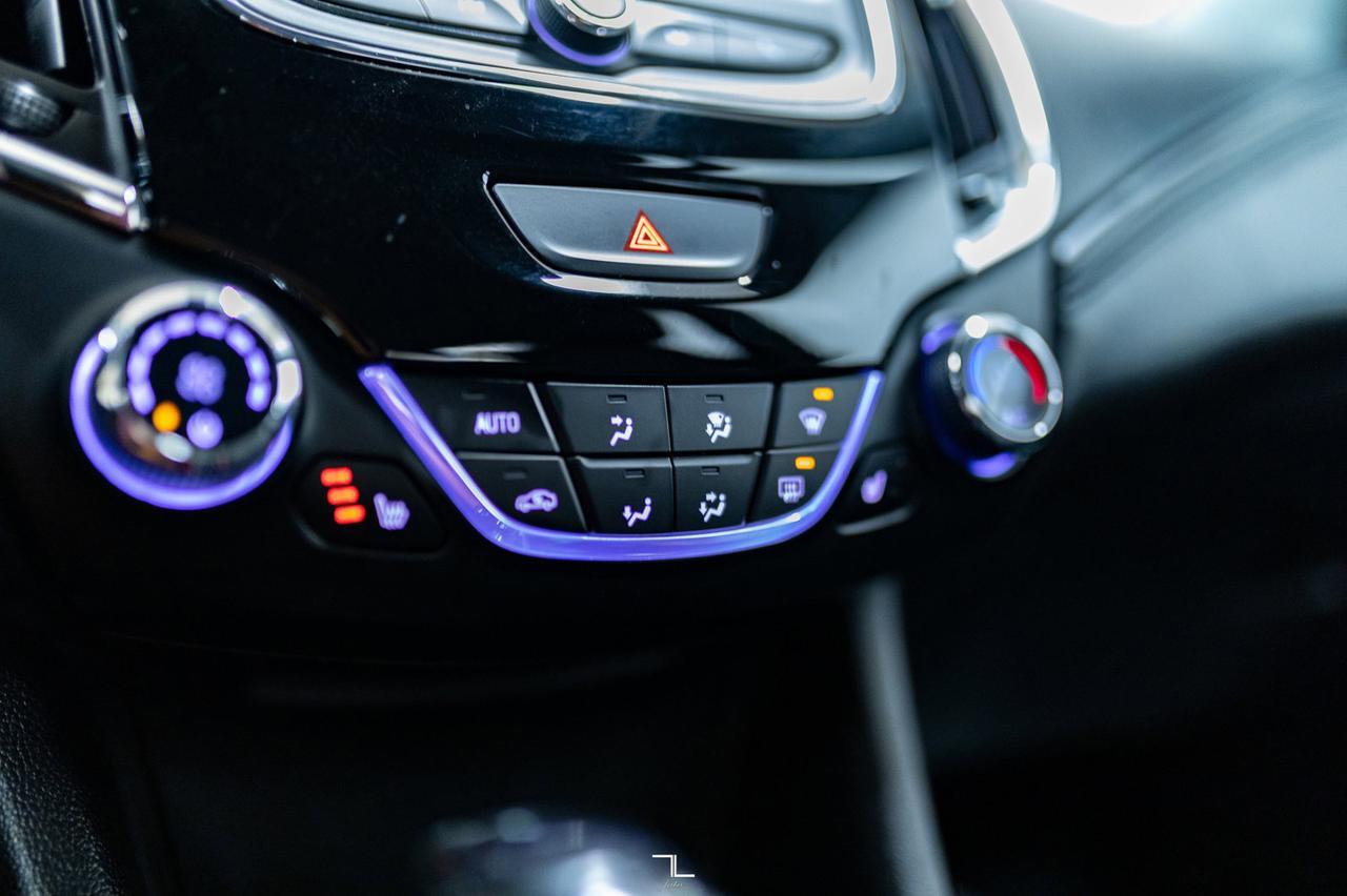 2019 Chevrolet Cruze Premier Leather BCam Red Deer AB