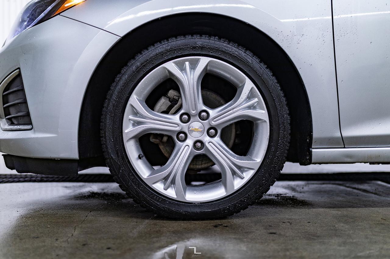 2019 Chevrolet Cruze Premier Leather BCam Red Deer AB