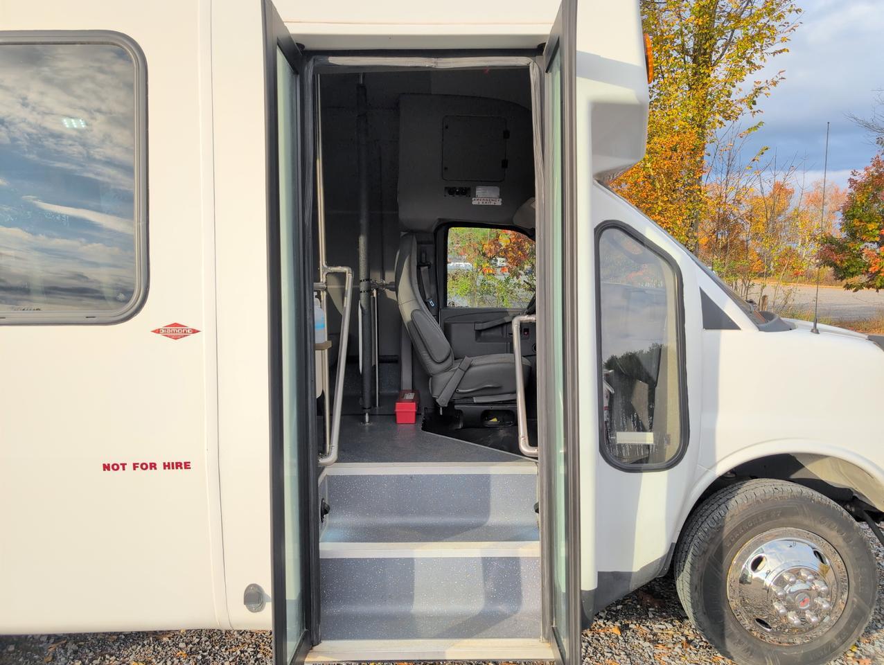 2019 Chevrolet DIAMOND COACH VP 2000 Johnstown NY
