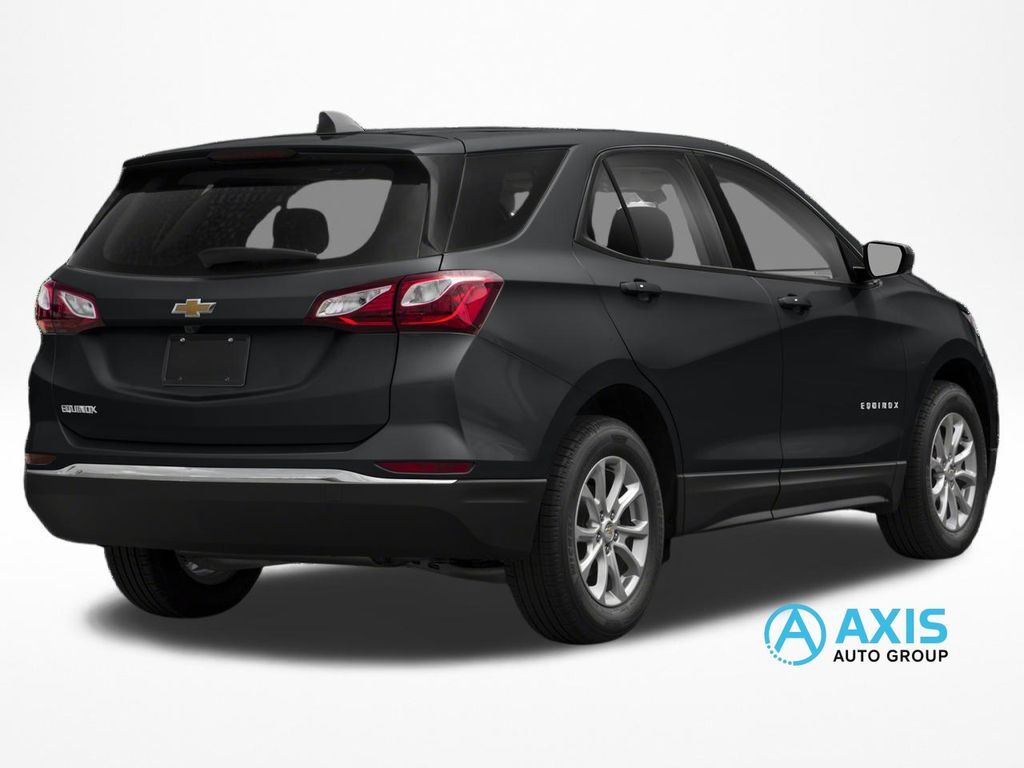 2019 Chevrolet Equinox LS photo 2
