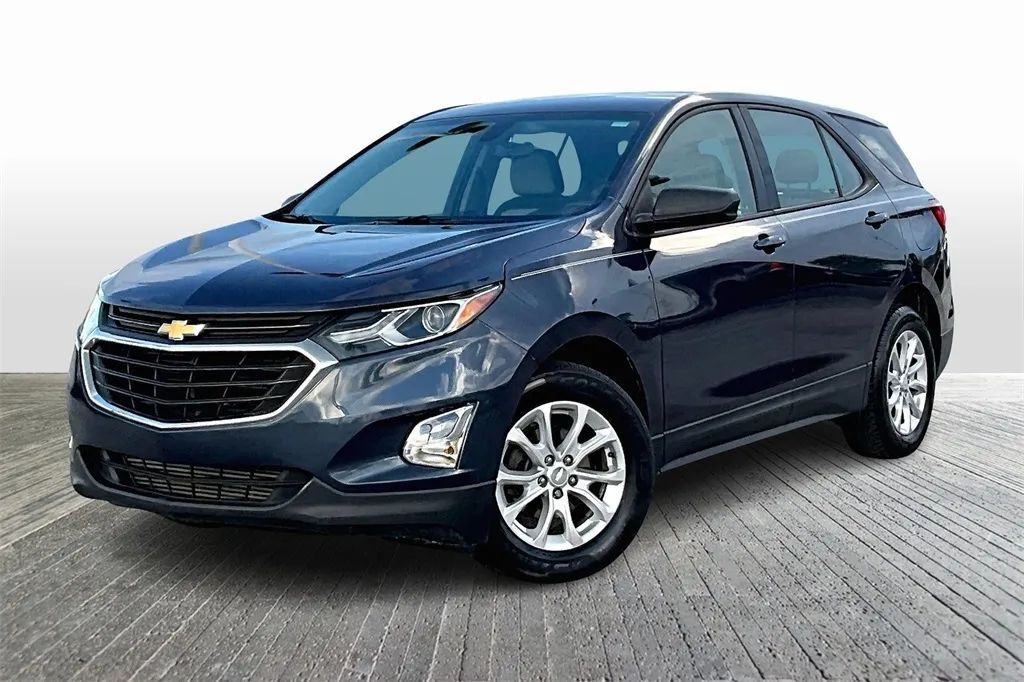 2019 Chevrolet Equinox LS Sport Utility 4D
