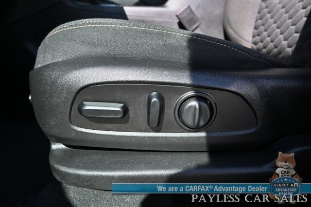 2019 Chevrolet Equinox LT / AWD / Auto Start / Power & Heats Front Cloth Seats / Apple CarPlay & Android Auto / Back Up Camera / Cruise Control / Keyless Entry & Start / Alloy Wheels / 28 MPG / Tow Pkg Anchorage AK