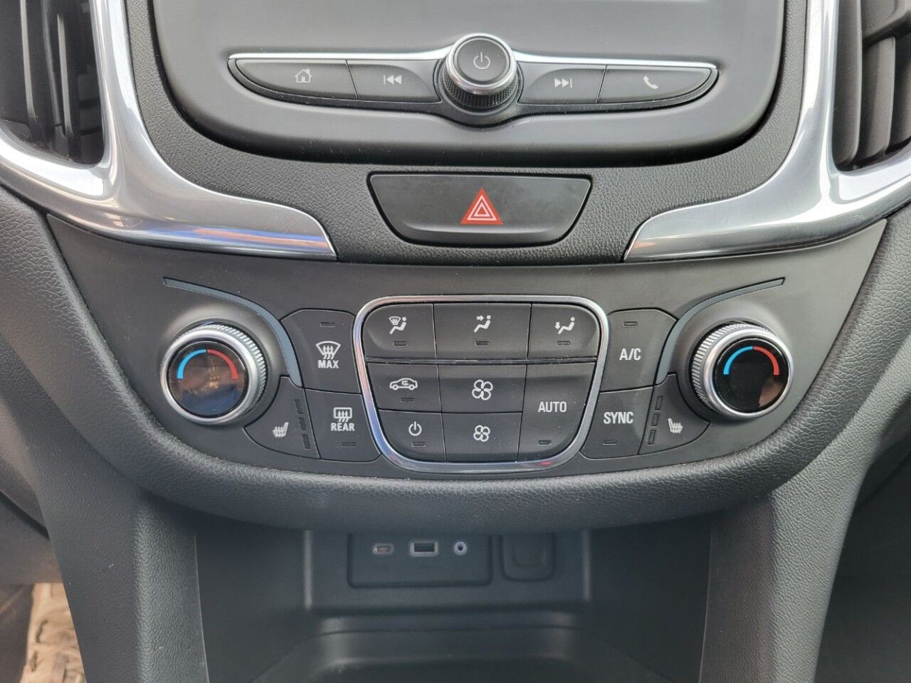 2019 Chevrolet Equinox LT Charlton MA