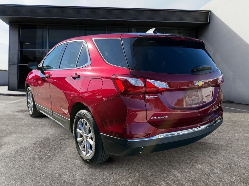 2019 Chevrolet Equinox LT photo 3