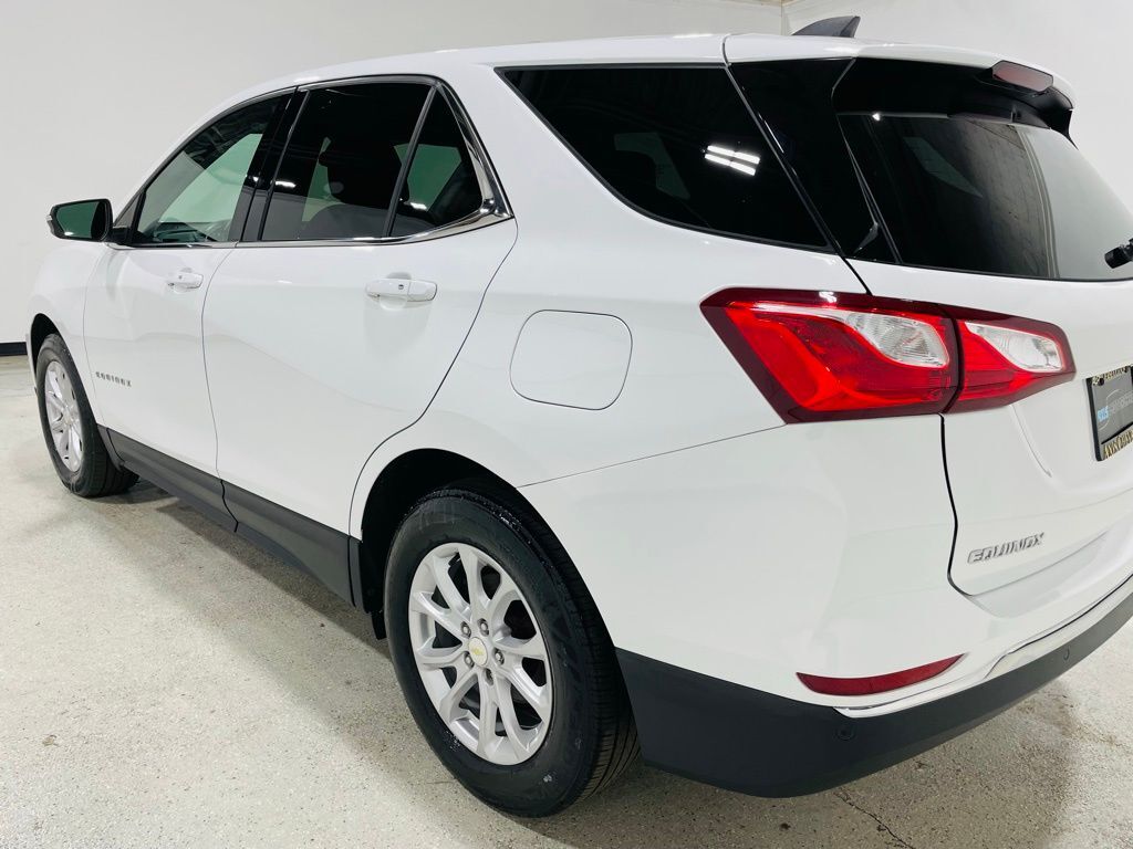 2019 Chevrolet Equinox LT photo 9