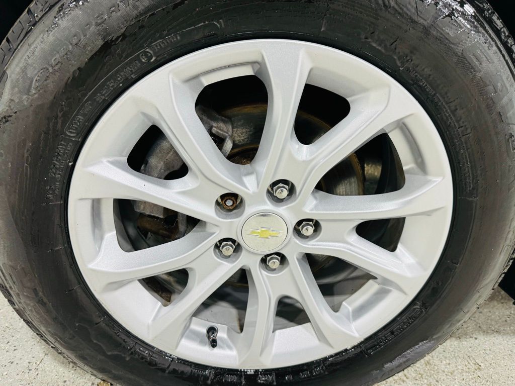 2019 Chevrolet Equinox LT photo 20