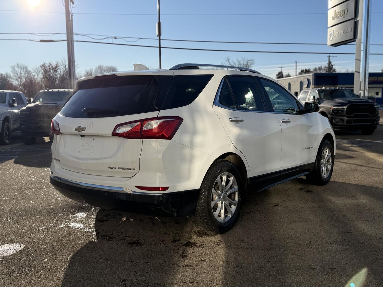 2019 Chevrolet Equinox Premier 1LZ AWD | I4 | HD Rear Vision Camera | OnStar | Remote Start Redwater AB