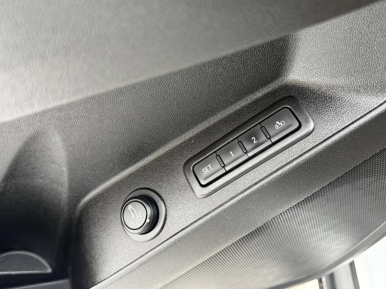 2019 Chevrolet Equinox Premier 1LZ AWD | I4 | HD Rear Vision Camera | OnStar | Remote Start Redwater AB