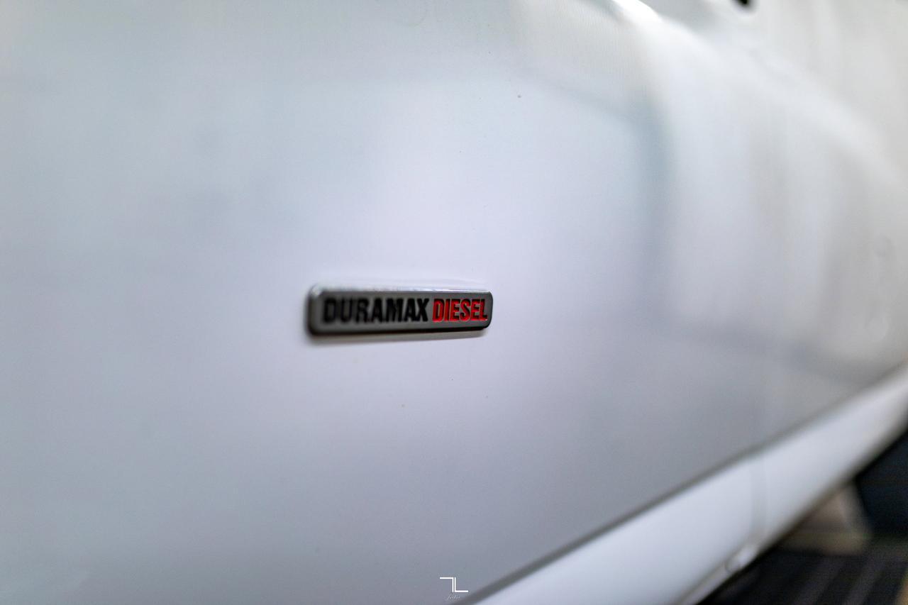 2019 Chevrolet Express 2500 Cargo Van Diesel BCam Shelving Red Deer AB