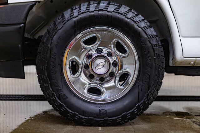 2019 Chevrolet Express 2500 Cargo Van Diesel BCam Shelving Red Deer AB