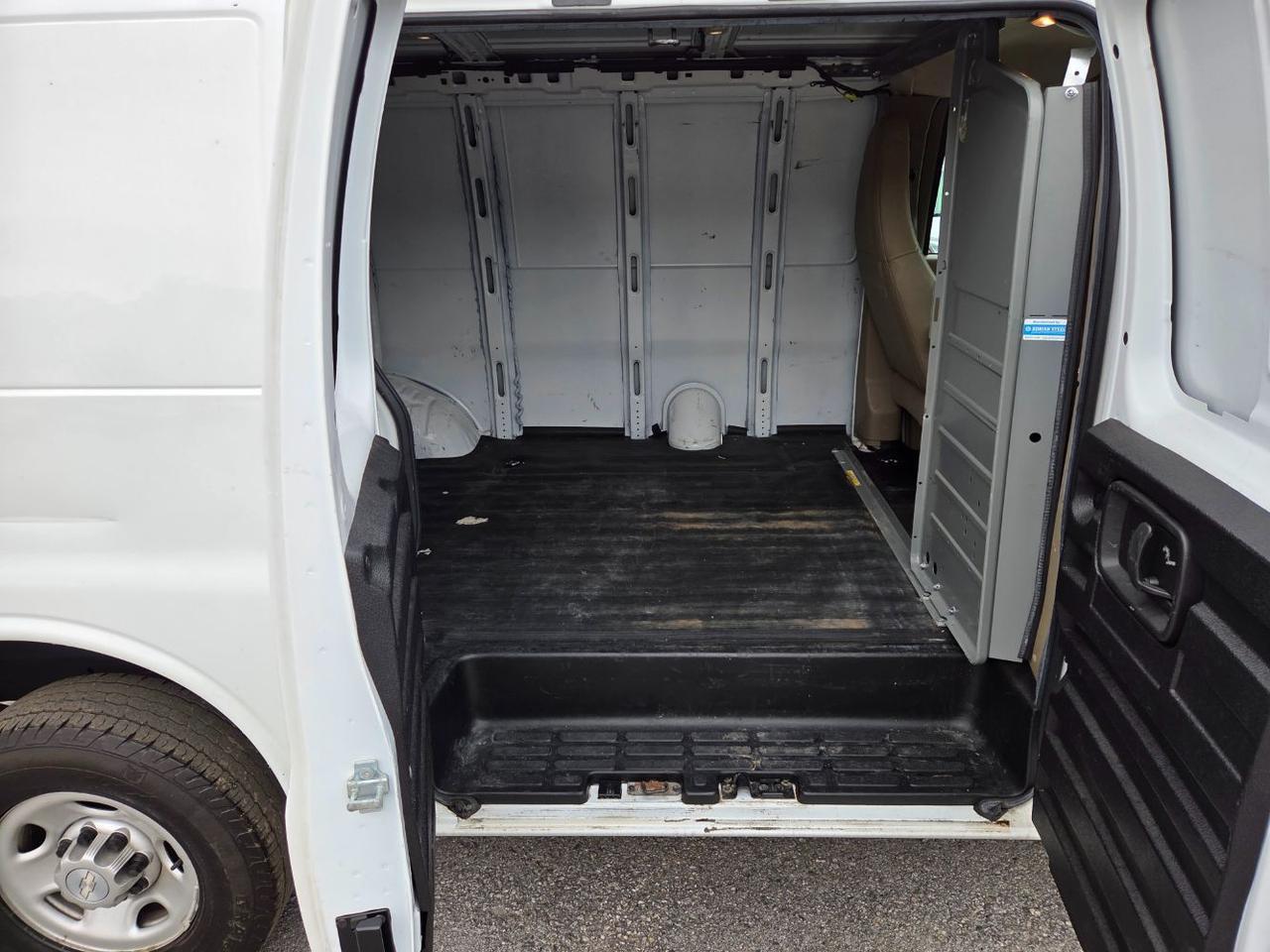 2019 Chevrolet Express 2500 Work Van Charlton MA