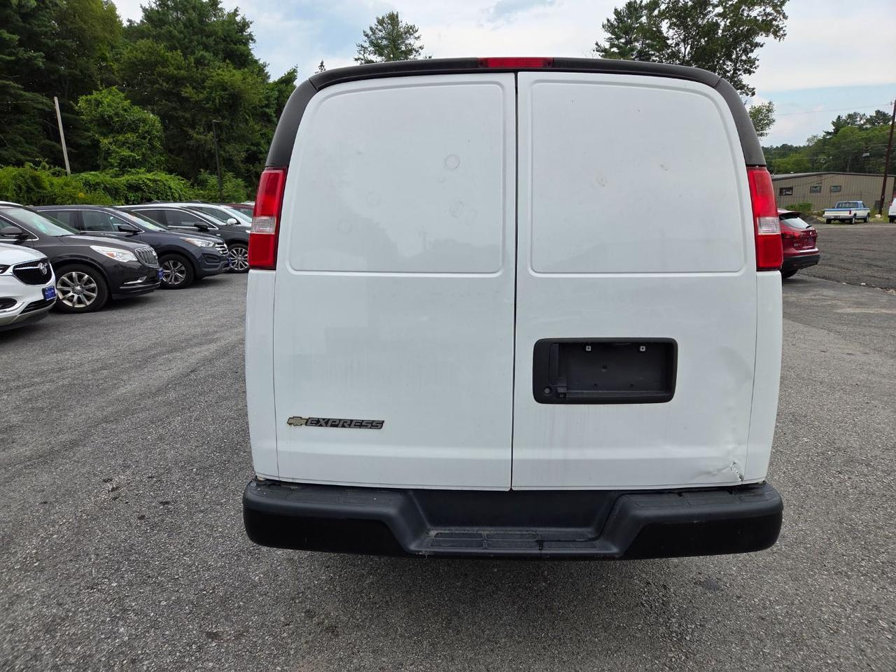 2019 Chevrolet Express 2500 Work Van Charlton MA