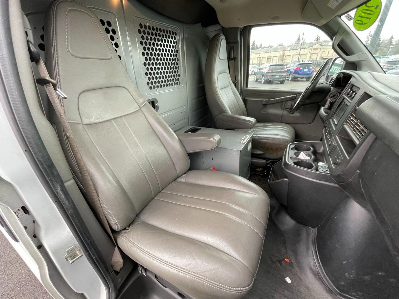 2019 Chevrolet Express 2500 Work Van Hayden ID