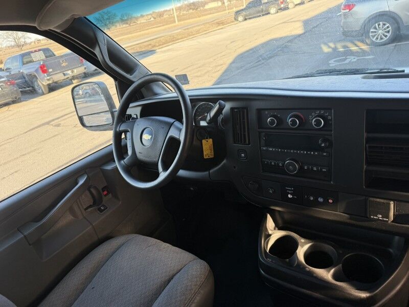 2019 Chevrolet Express 3500 10' Box Van Collinsville OK