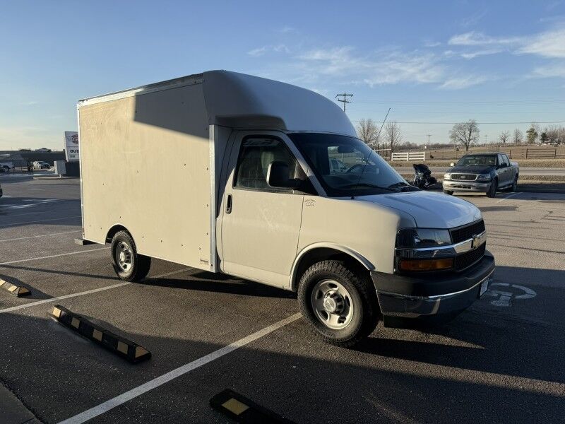 2019 Chevrolet Express 3500 10' Box Van Collinsville OK