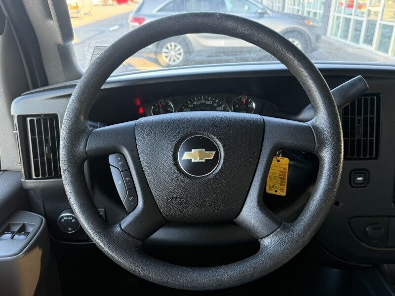 2019 Chevrolet Express 3500 10' Box Van Collinsville OK