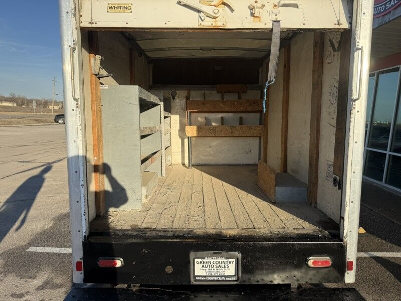 2019 Chevrolet Express 3500 10' Box Van Collinsville OK