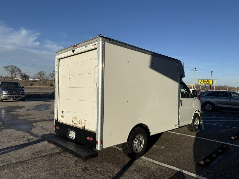 2019 Chevrolet Express 3500 10' Box Van Collinsville OK