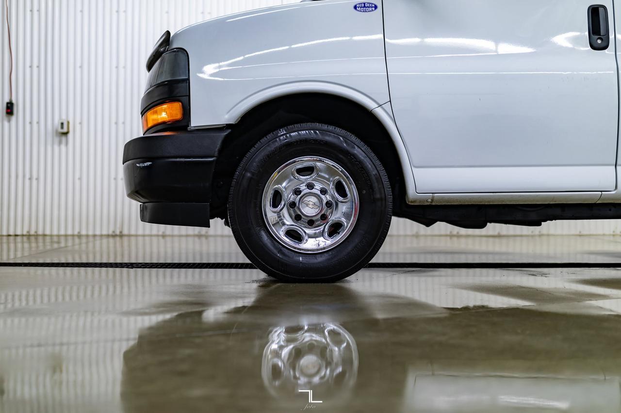 2019 Chevrolet Express 3500 155 Ext. Cargo Van BCam Red Deer AB