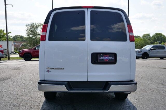 2019 Chevrolet Express 3500 LT / Passenger Van / Vortec 6.0L V8 / 15 Seats! High Point NC