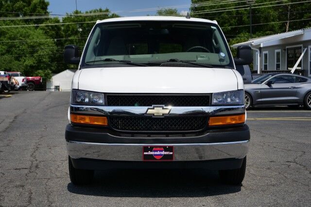 2019 Chevrolet Express 3500 LT / Passenger Van / Vortec 6.0L V8 / 15 Seats! High Point NC