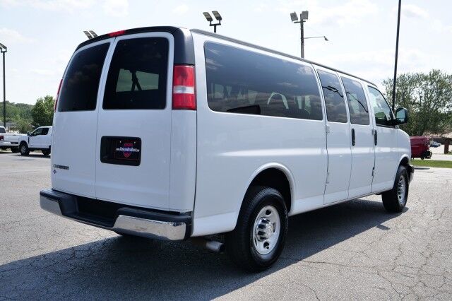 2019 Chevrolet Express 3500 LT / Passenger Van / Vortec 6.0L V8 / 15 Seats! High Point NC