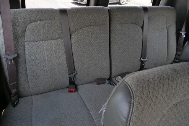 2019 Chevrolet Express 3500 LT / Passenger Van / Vortec 6.0L V8 / 15 Seats! High Point NC