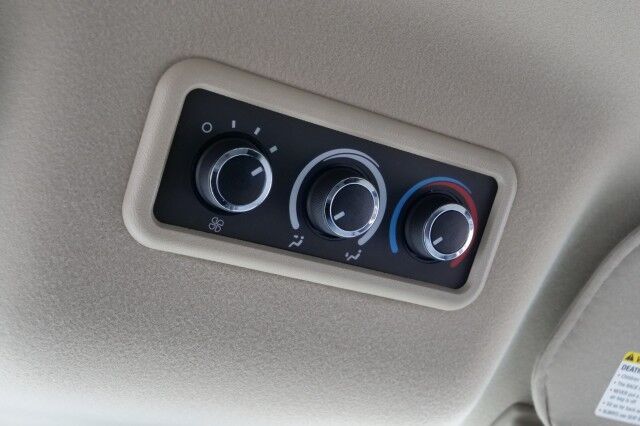 2019 Chevrolet Express 3500 LT / Passenger Van / Vortec 6.0L V8 / 15 Seats! High Point NC