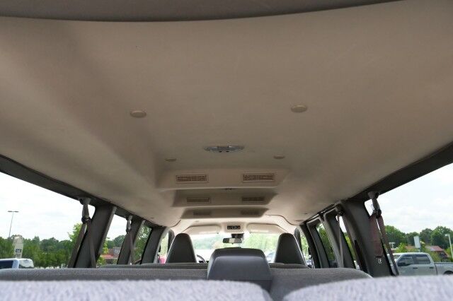 2019 Chevrolet Express 3500 LT / Passenger Van / Vortec 6.0L V8 / 15 Seats! High Point NC