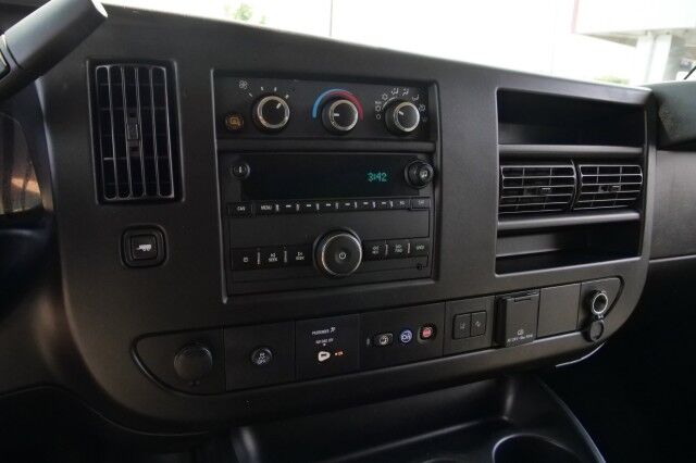 2019 Chevrolet Express 3500 LT / Passenger Van / Vortec 6.0L V8 / 15 Seats! High Point NC