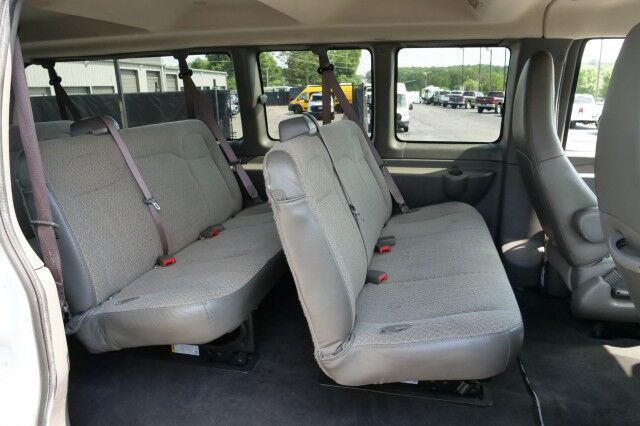 2019 Chevrolet Express 3500 LT / Passenger Van / Vortec 6.0L V8 / 15 Seats! High Point NC