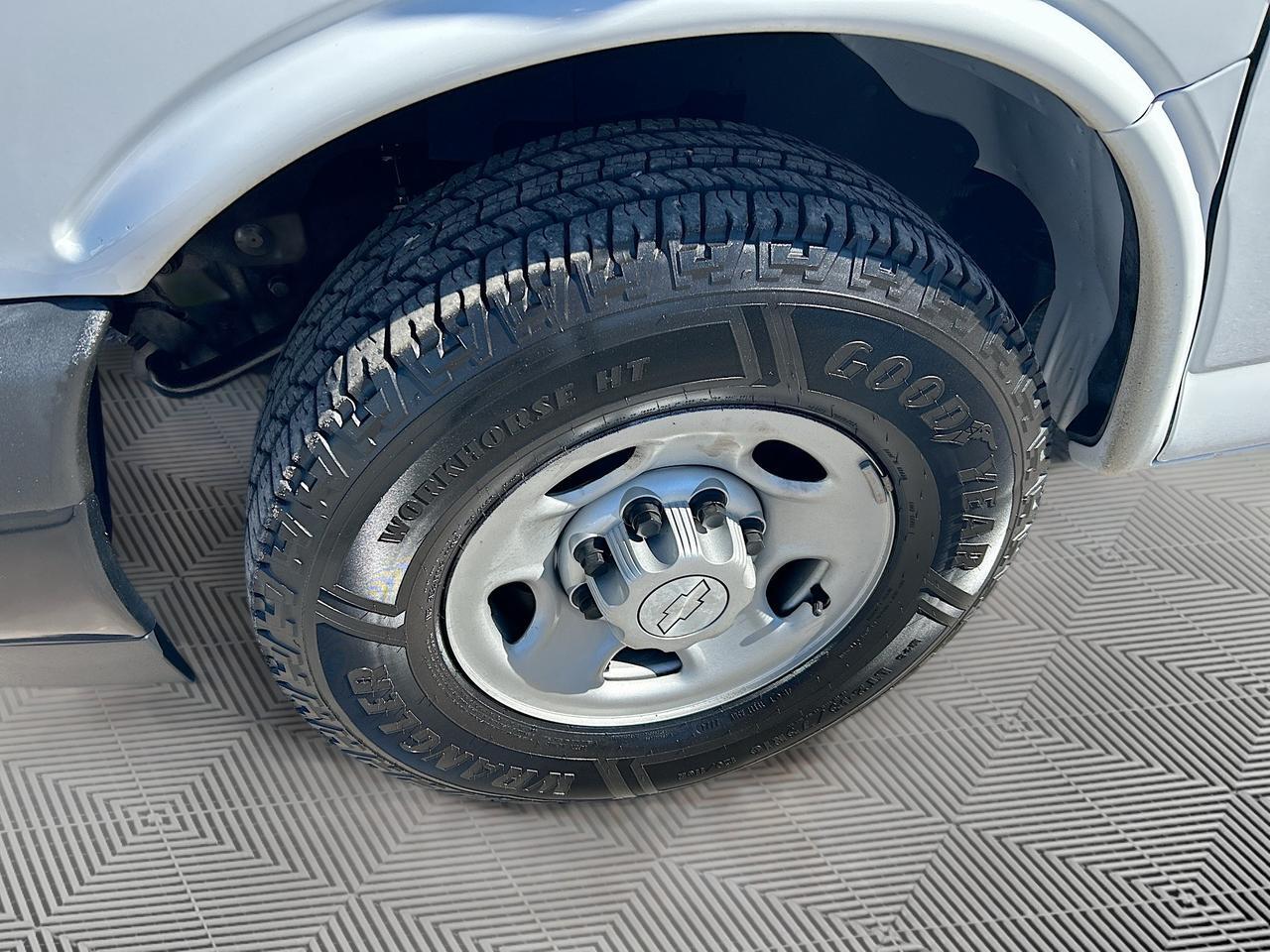 2019 Chevrolet Express Cargo Van RWD 2500 Venice FL