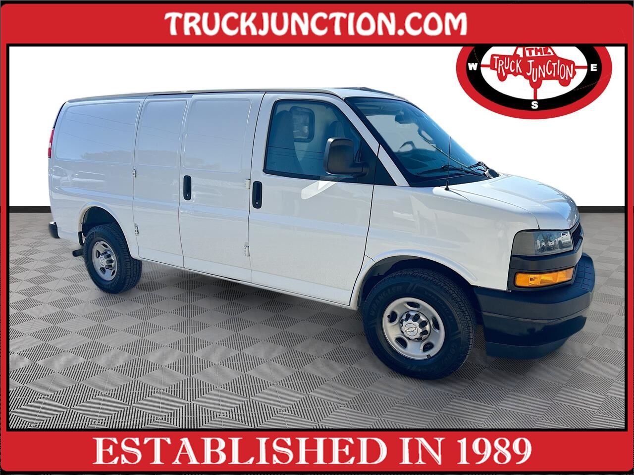 2019 Chevrolet Express Cargo Van RWD 2500