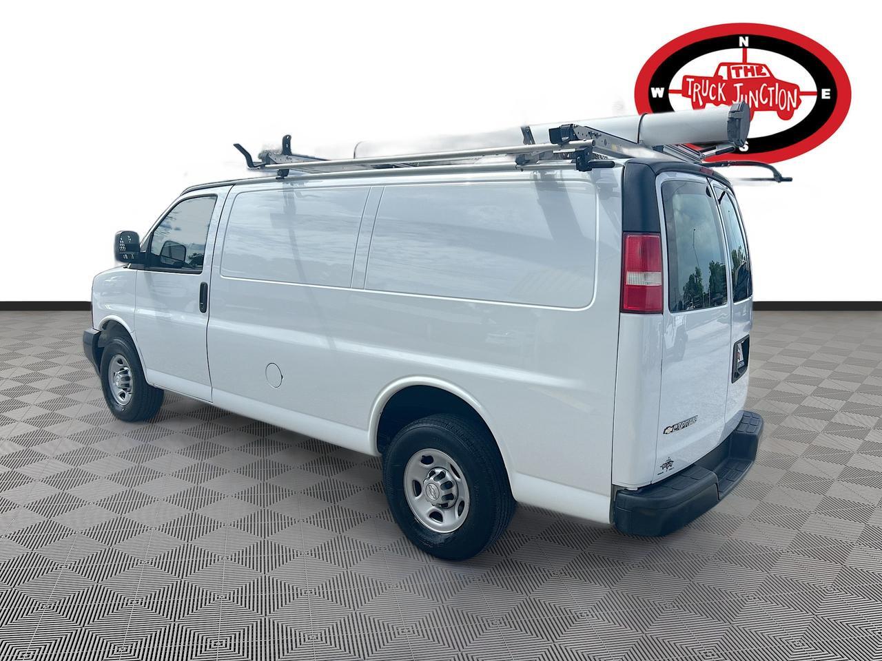 2019 Chevrolet Express Cargo Van RWD 2500 Venice FL