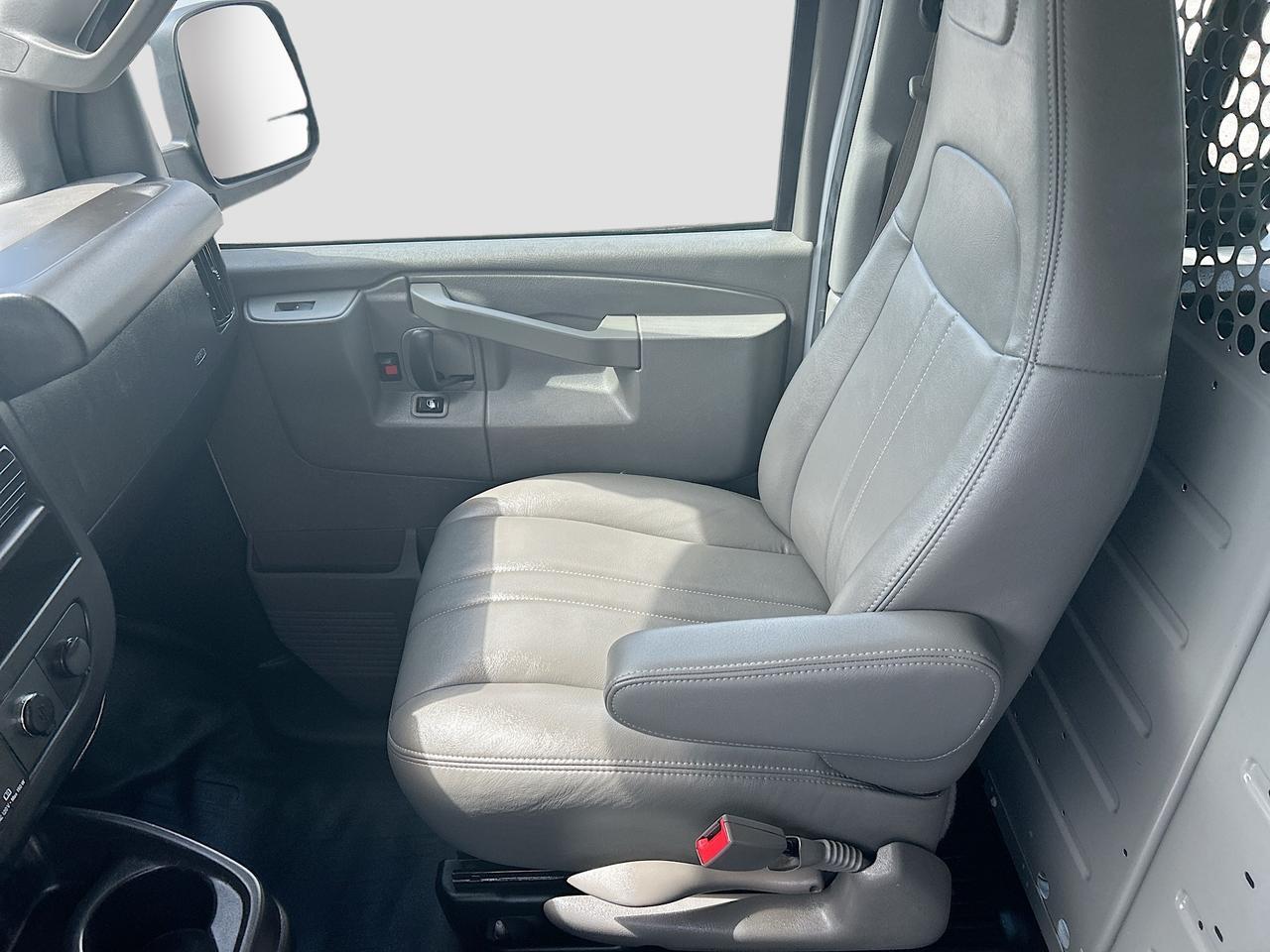 2019 Chevrolet Express Cargo Van RWD 2500 Venice FL