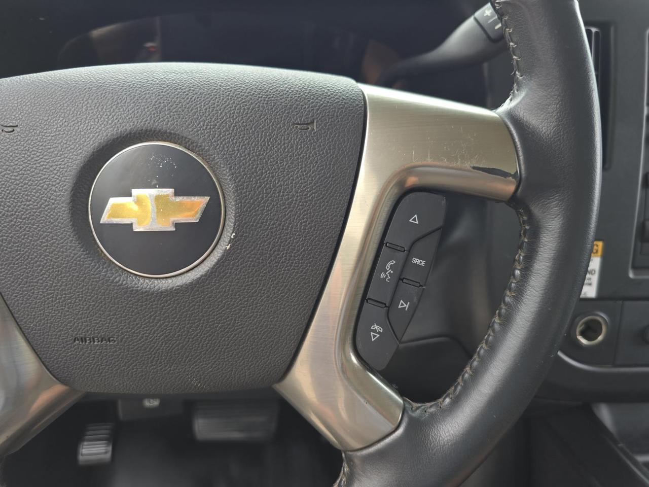 2019 Chevrolet Express Commercial Cutaway 3500 14ft Box W/2,000lb Liftgate Concord NC