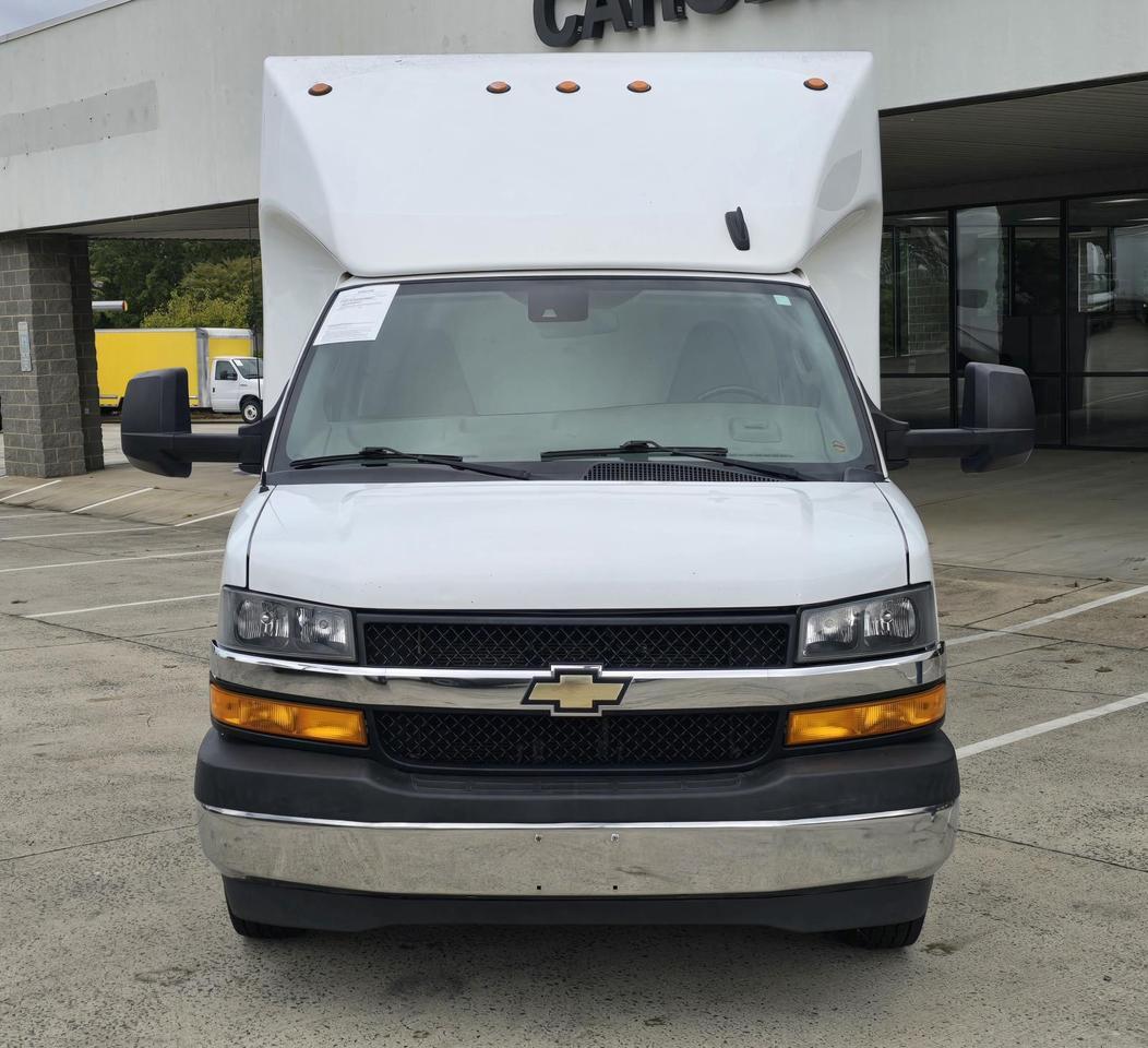 2019 Chevrolet Express Commercial Cutaway 3500 14ft Box W/2,000lb Liftgate Concord NC