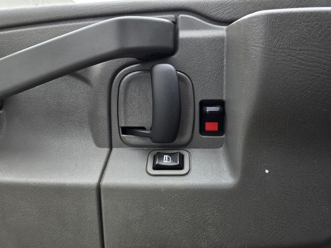 2019 Chevrolet Express Commercial Cutaway 3500 14ft Box W/2,000lb Liftgate Concord NC